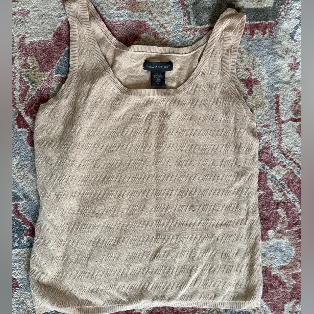 Banana Republic Textured Tan Sleeveless 100% cotton Top